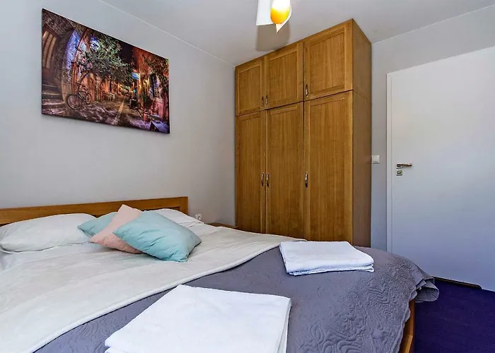 Park Rentyear * סופוט